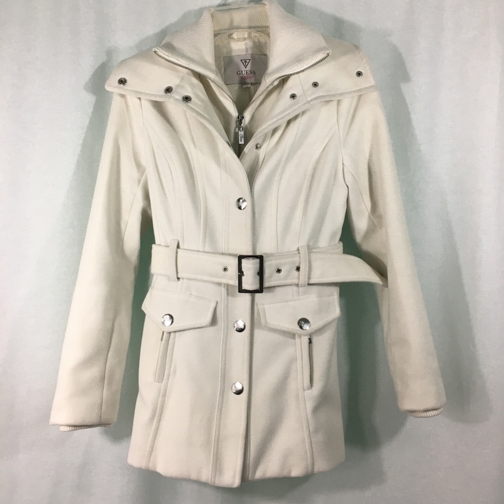 nice & beautiful coat! 🧥